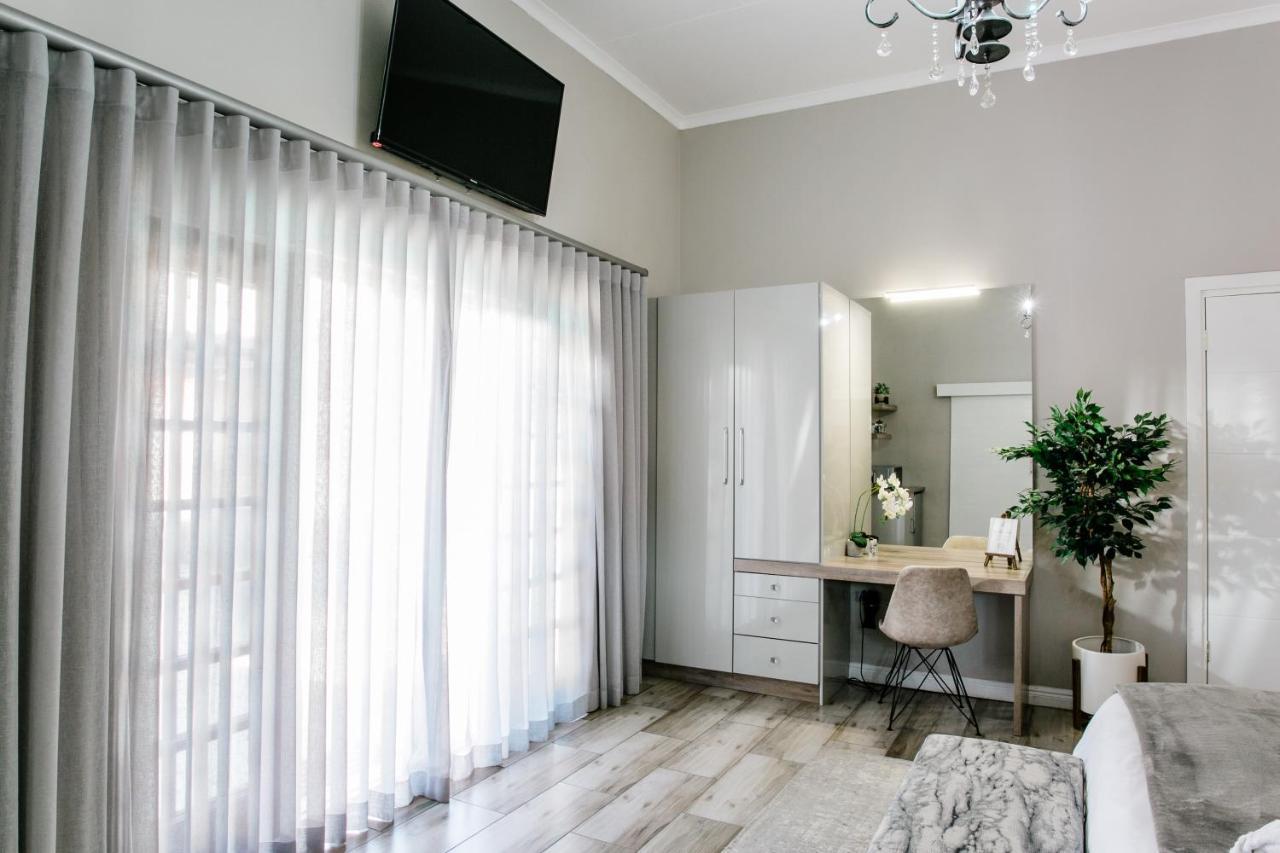 Stonehill Villa Bloemfontein Esterno foto
