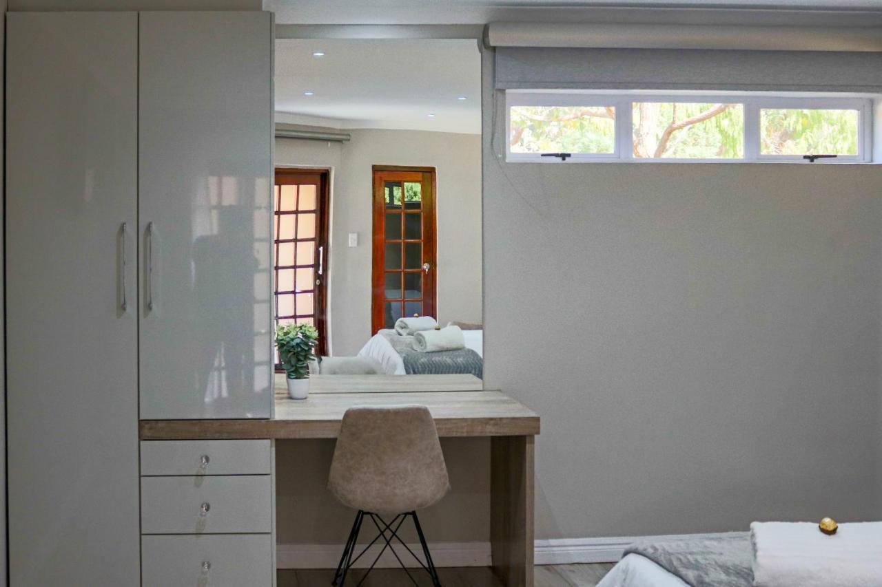 Stonehill Villa Bloemfontein Esterno foto