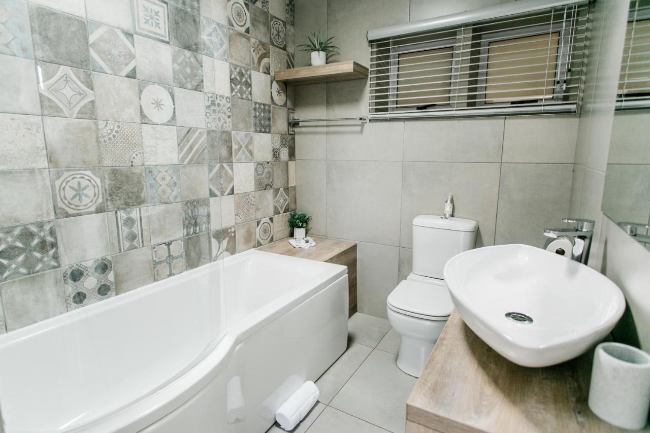 Stonehill Villa Bloemfontein Esterno foto