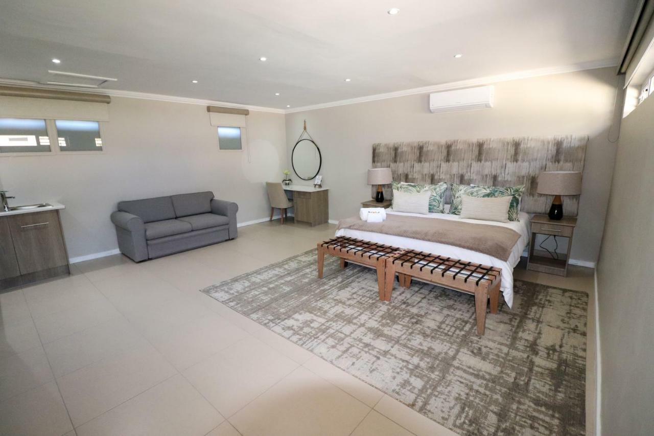 Stonehill Villa Bloemfontein Esterno foto